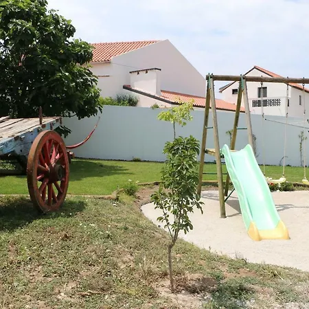 Daire Casinha Nadadouro