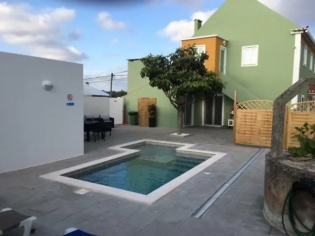 Casinha Апартаменты *